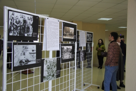 2404fotovystavka.jpg