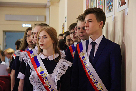 2305_Poslednii_zvonok.jpg