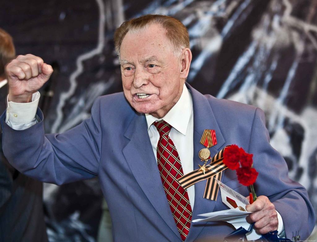 2012_chestv_veteranov-1.jpg 2012_chestv_veteranov-1.jpg