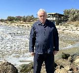 "Где-то гремит война" Валерий Хайрюзов