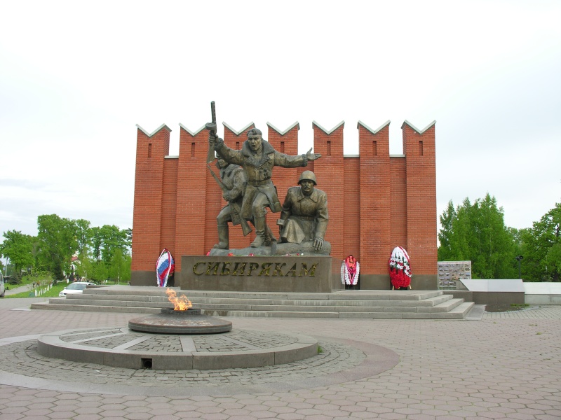 Monument__To_Siberian_Soldiers_.jpg